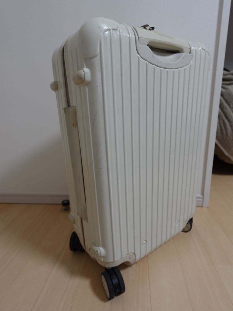 RIMOWA スーツケース　チェックインM アローズ