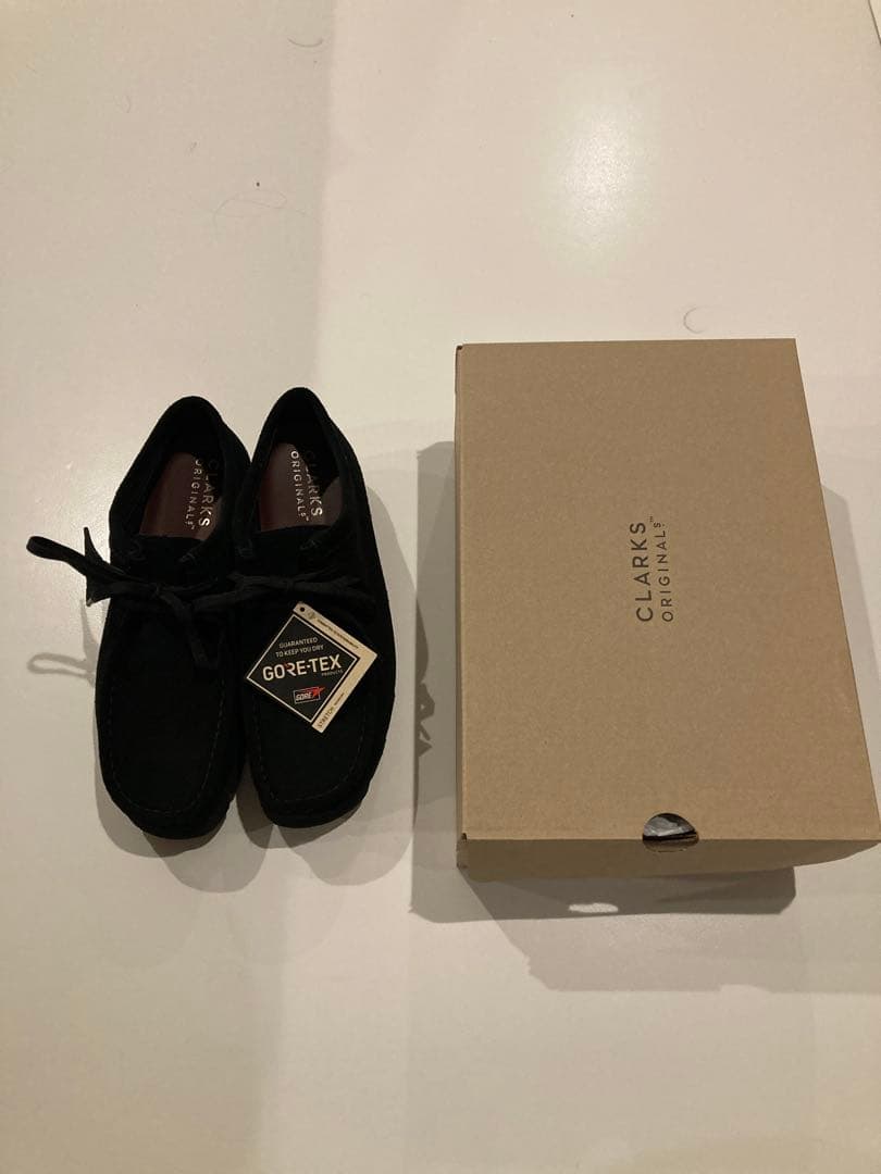 靴 CLARKS WALLABEE GORE-TEX BLACK SUEDE 261