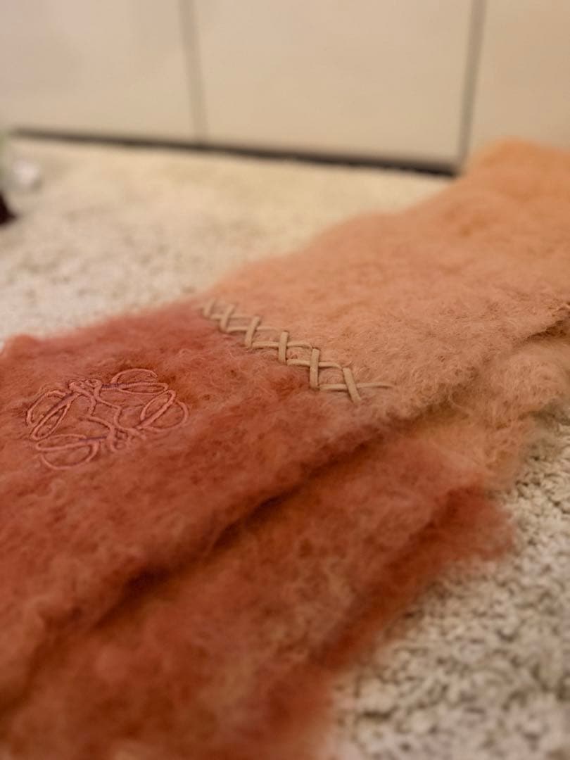 LOEWE ロエベ　モヘア風マフラー 刺繍付き