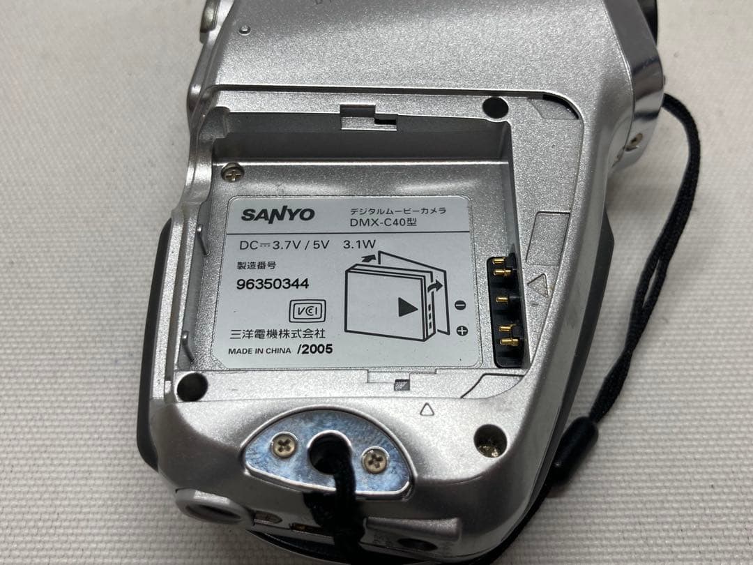 概ね美品　SANYO　Xacti　DMX-C40型　ビデオカメラ　a01c329
