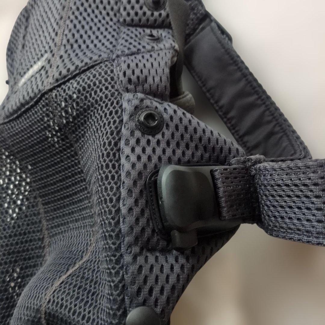 美品　BABYBJORN ベビービョルン　ハーモニー　抱っこ紐