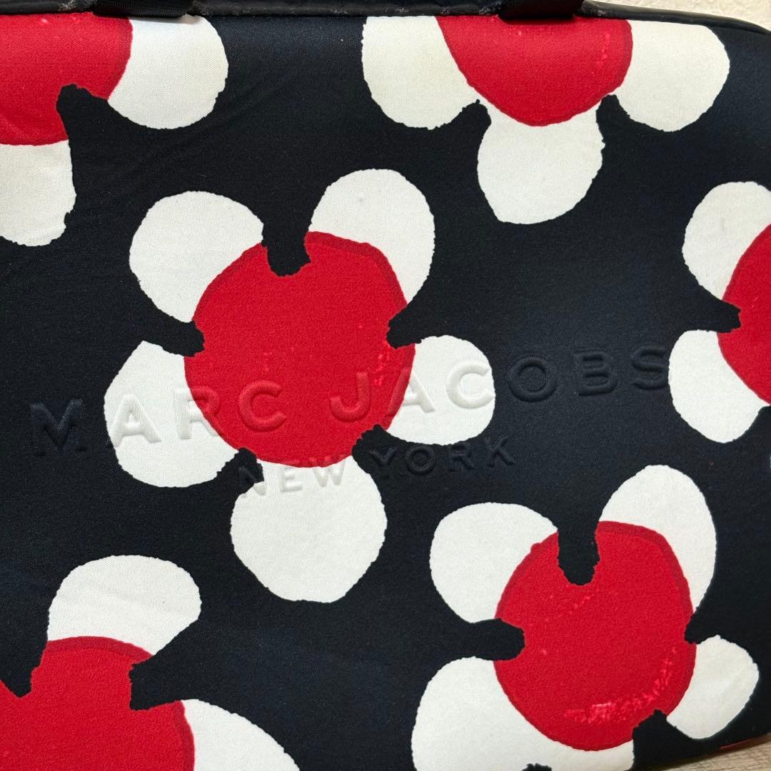 美品 MARC JACOBS フラワーデザイン PCバッグ A4