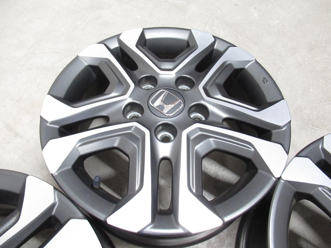 GB フリードクロスター アルミホイール　5.5J　PCD 114.3　フリード