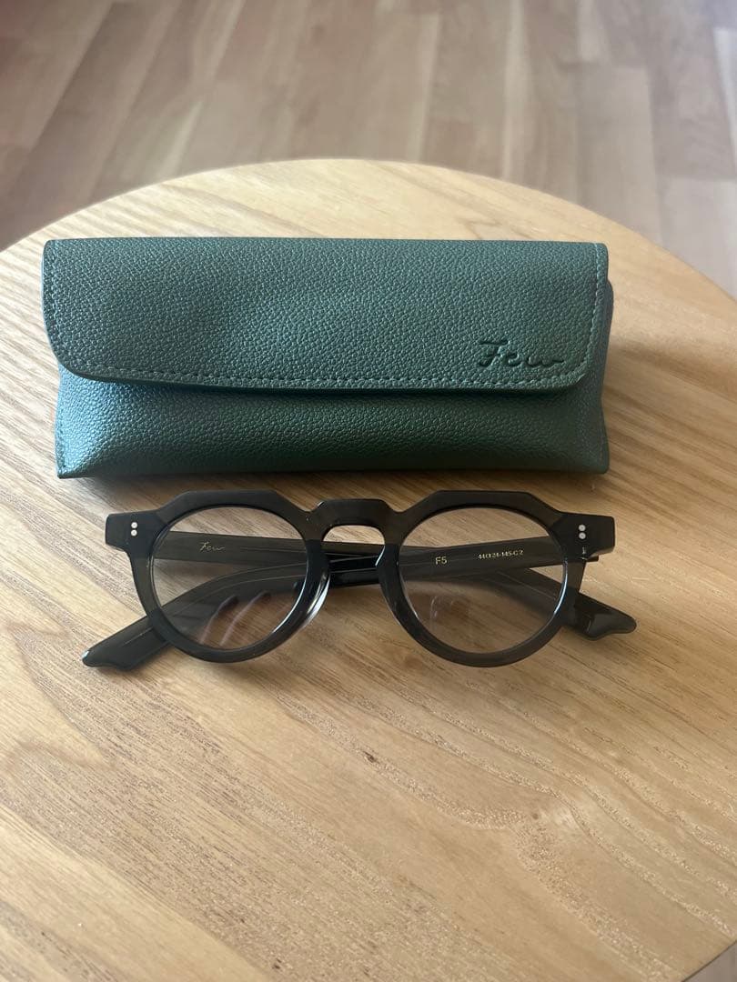 Few by New. F5 C-2 khaki サングラス