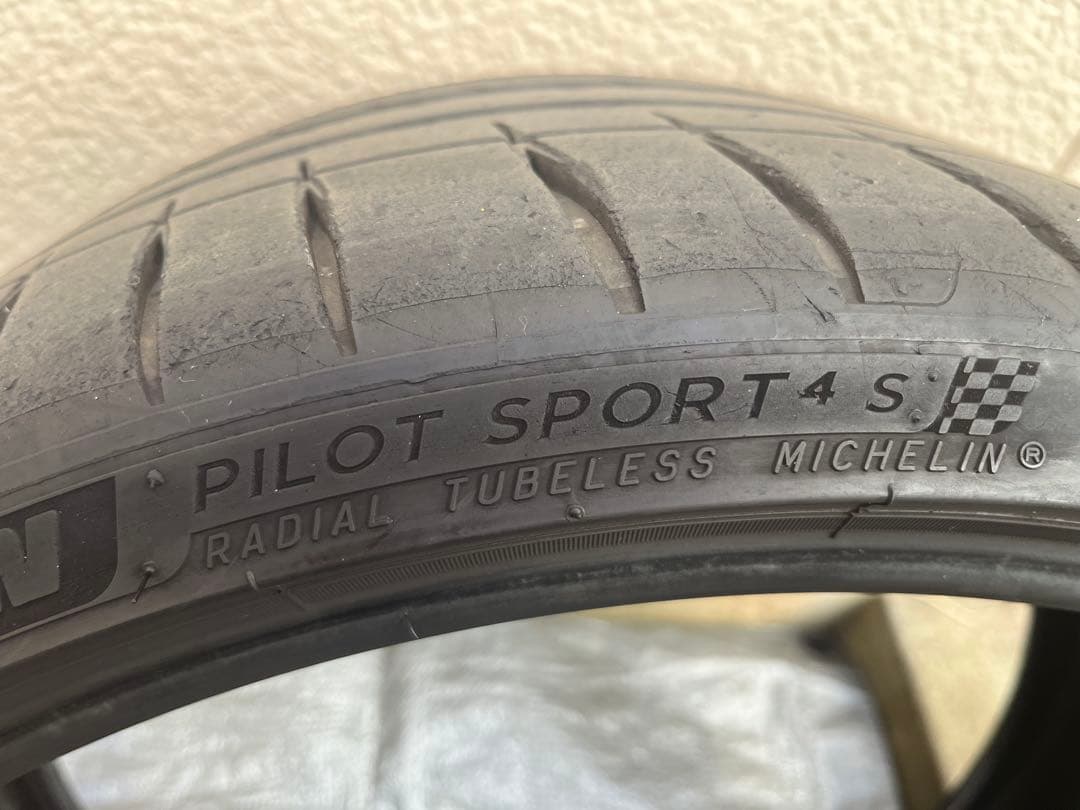 245/30ZR20 Michelin pilot sport4S 2023製