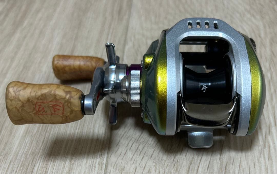 中古品 メガバス x アイズファクトリー x ダイワ TD-ito 103HL