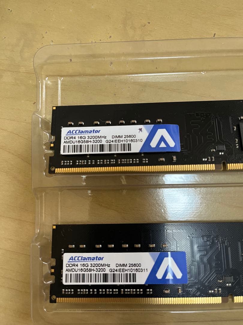 ACClamator DDR4 16GB 3200MHz メモリ