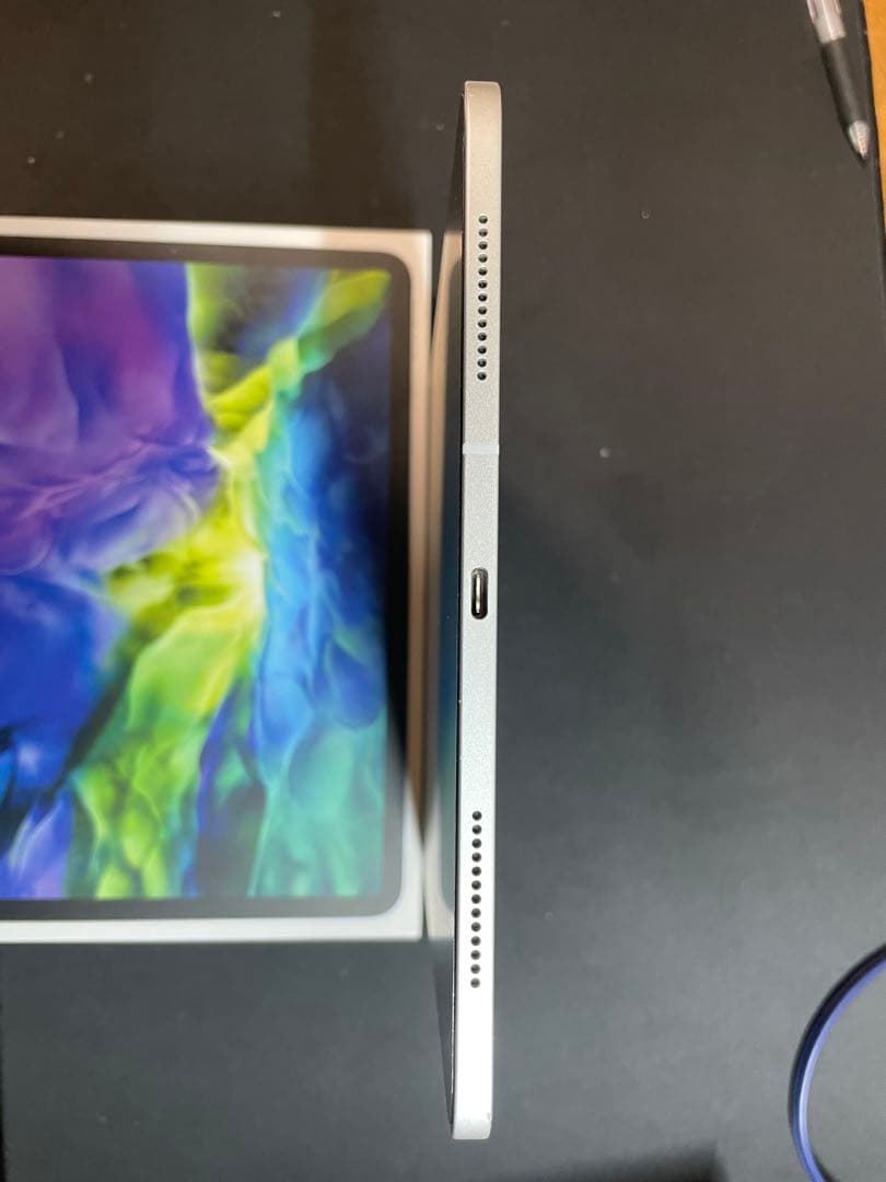 11インチiPad Pro(第2世代) Wi-Fi+Cellularジャンク