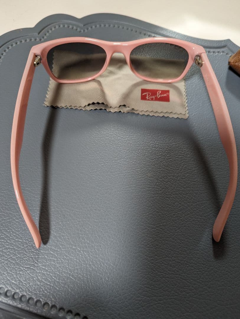 Ray-Ban new wayfarer ピンク サングラス ケース付き