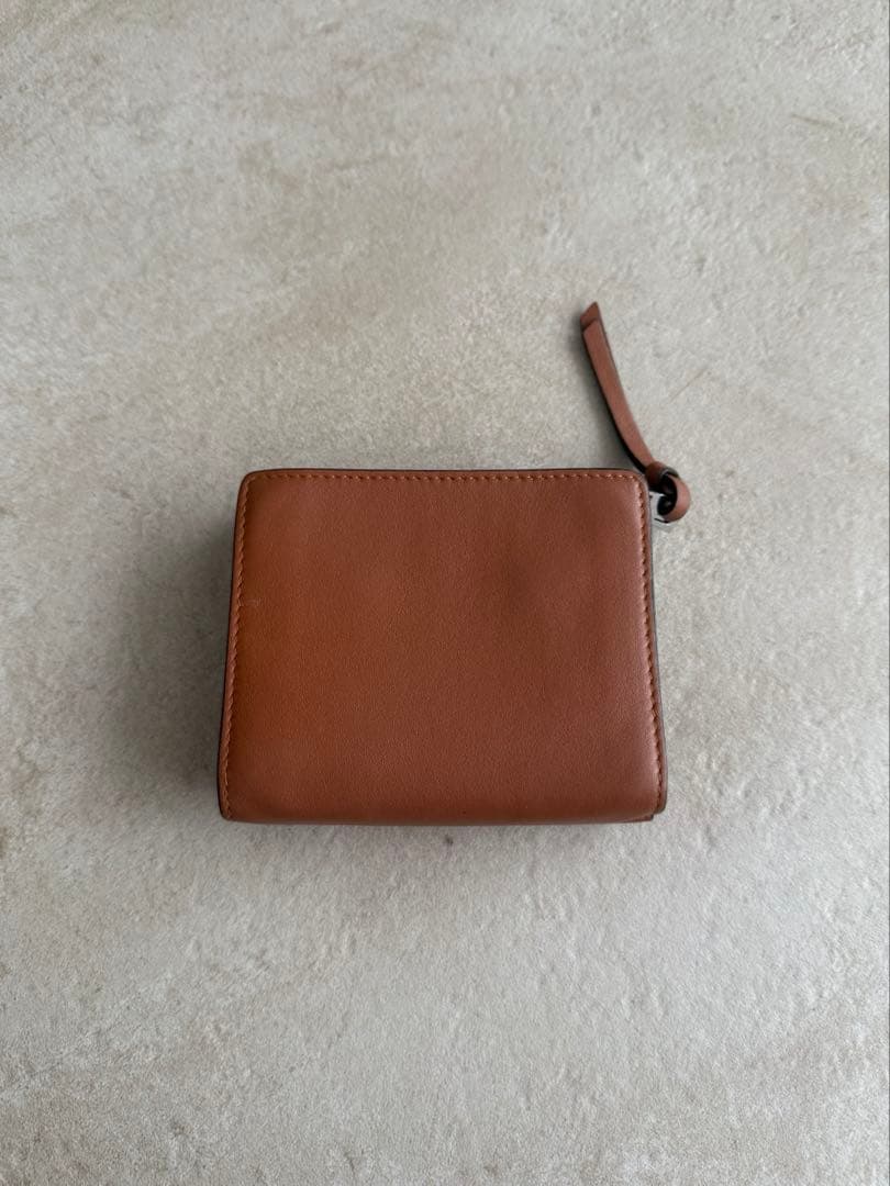 ロエベ ×ジブリ となりのトトロ まっくろくろすけ 財布 2つ折り専用