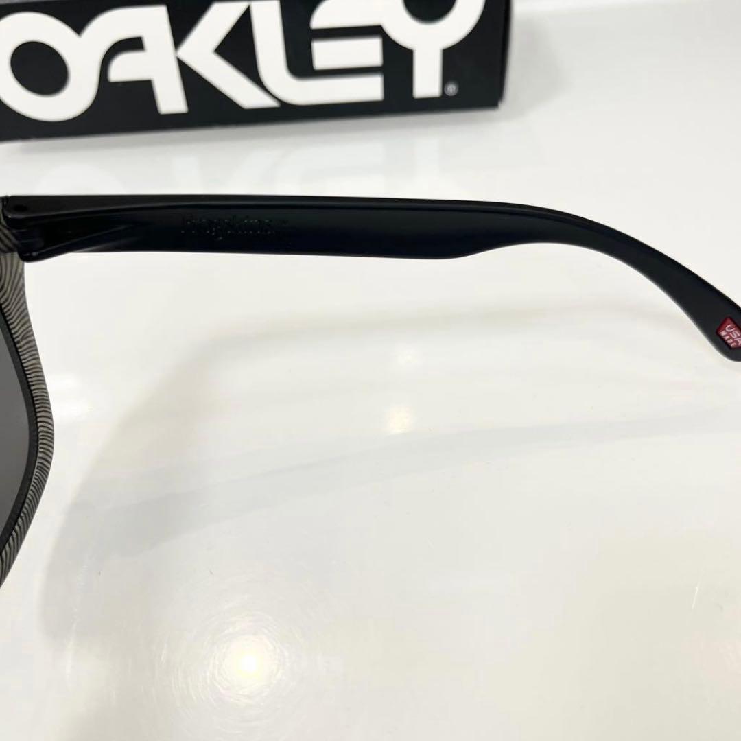 横浜即発OAKLEYオークリーfrogskins（A）フロッグスキン9245E6