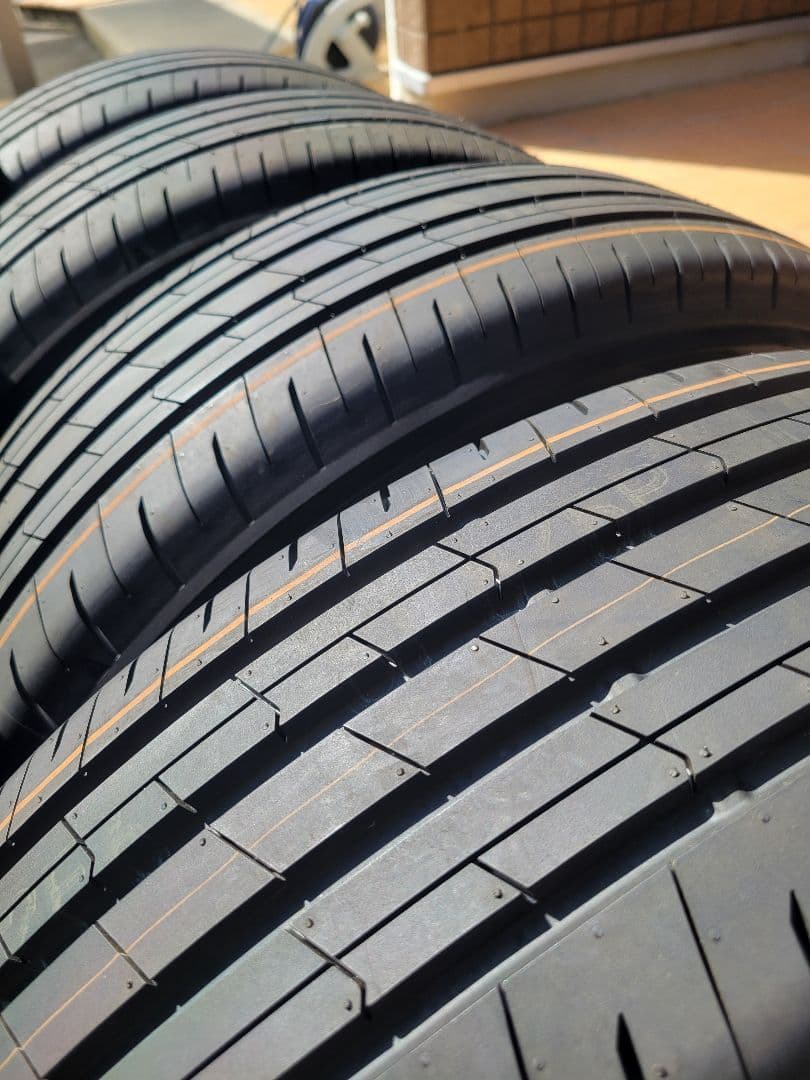 トヨタ アルファード40 純正タイヤ4本セット　225/60/R18 新車外し