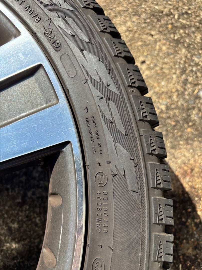 美品　ユーロプレミアムスタッドレスタイヤ付きW213, AMG E43, 53！