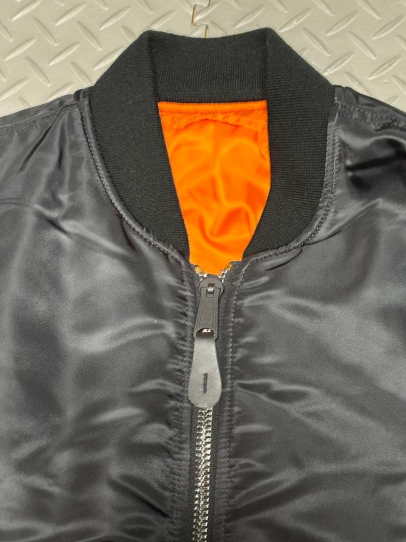 ALPHA INDUSTRIES アルファ インダストリーズ　MA-1 ブラック