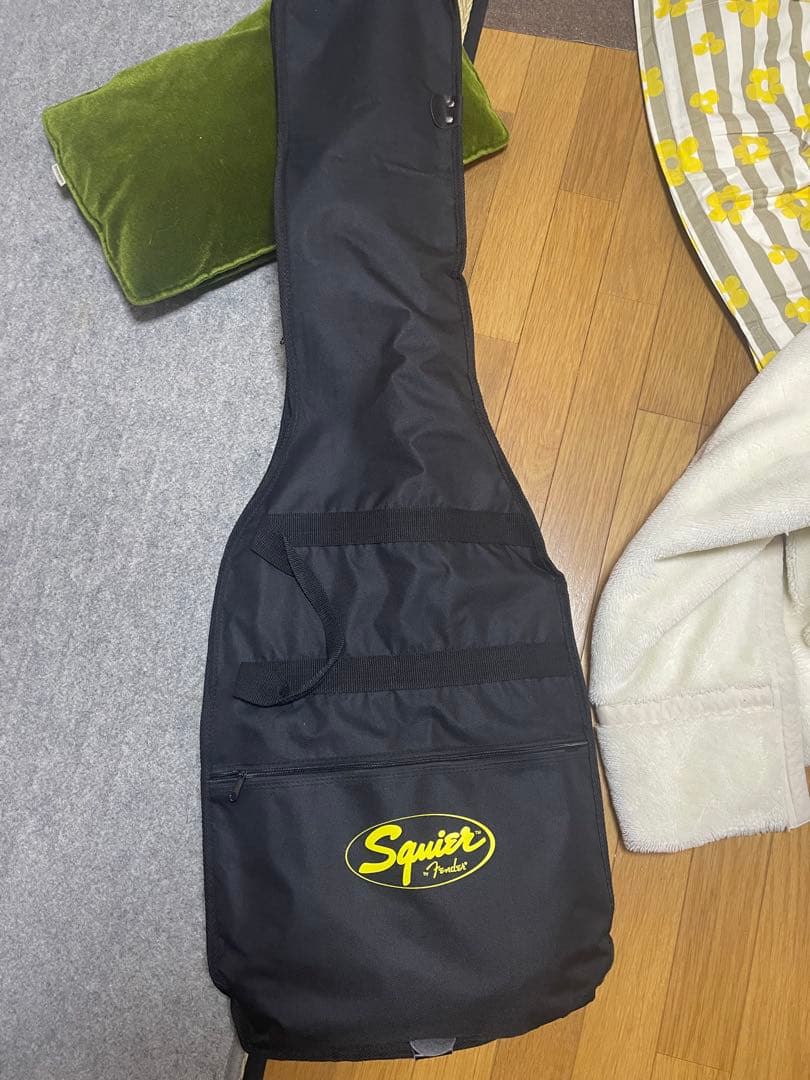 ウッタ楽器店調整済み！Squier by Fender Precision