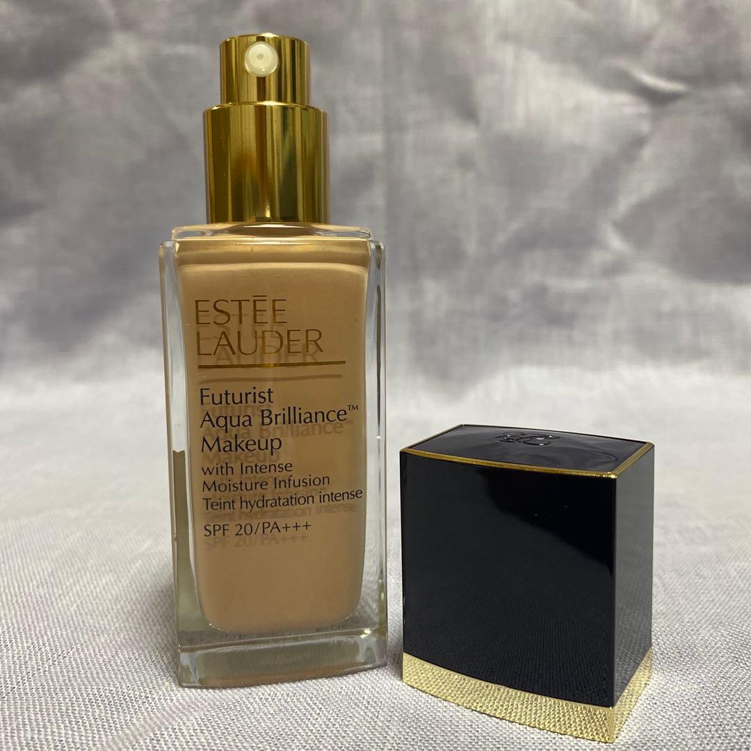 未使用　ESTEELAUDER フューチャリスト メークアップ ファンデーション