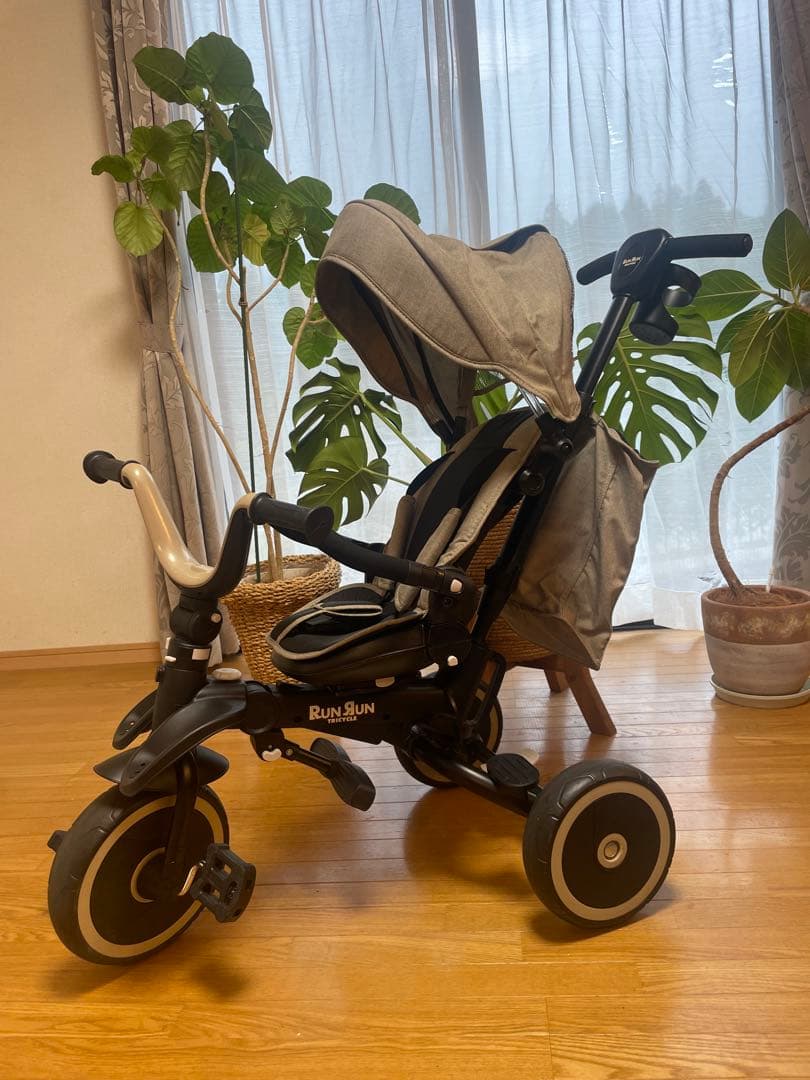 RunRun TRICYCLE 折りたたみ 三輪車