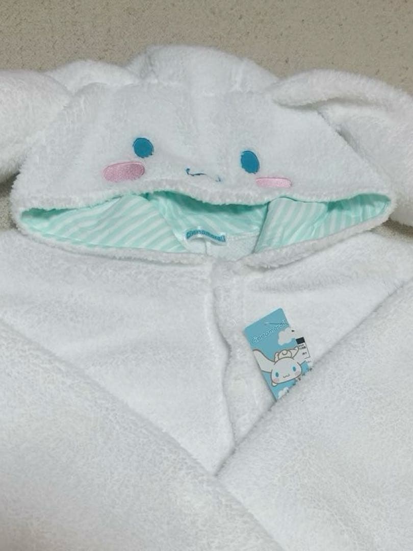 。*様 新品タグ付き！フリーサイズ シナモン 着ぐるみパジャマ ドン・キホーテ