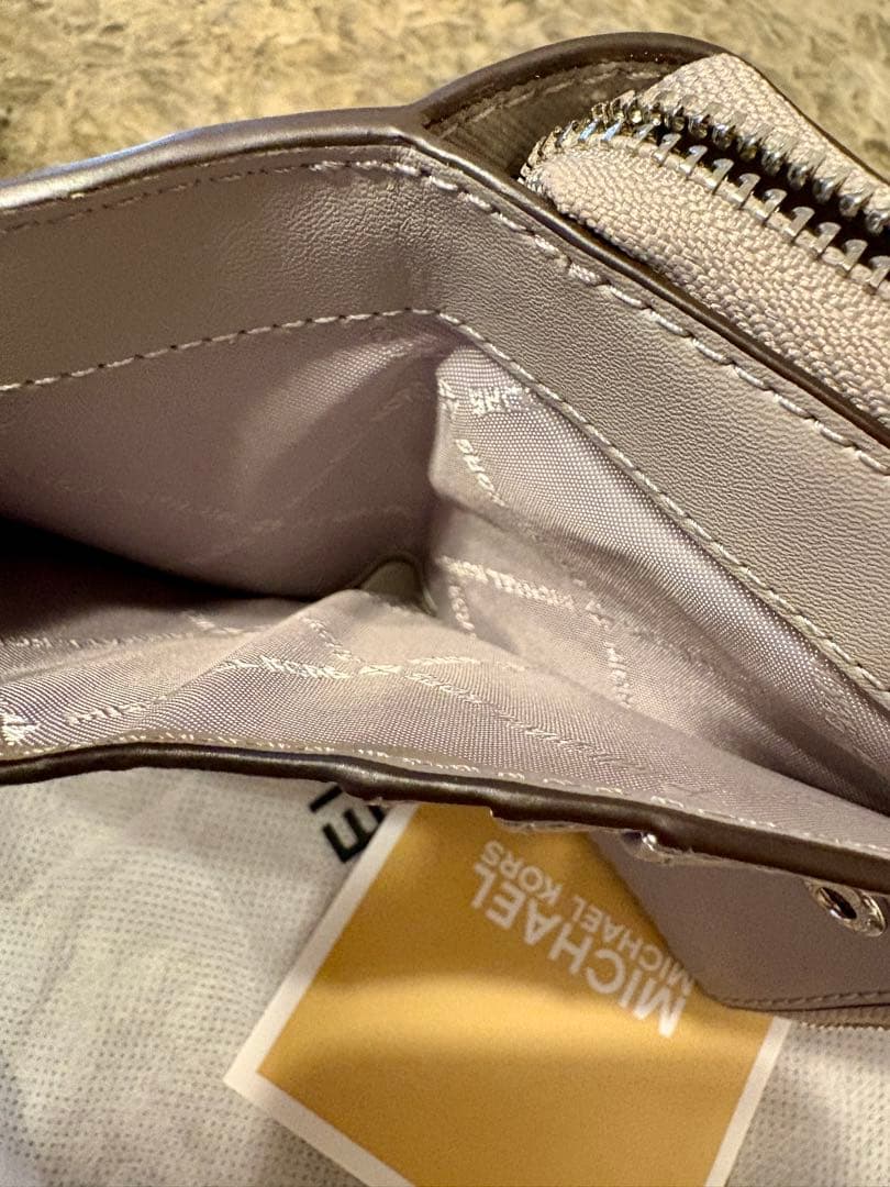 【新品】 MICHAEL KORSミニ財布