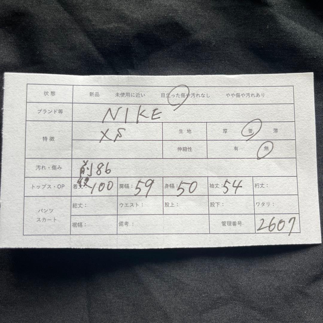 NIKEモッズコートフード付き ダブルジップ　ワンポイントロゴ　カジュアル 黒