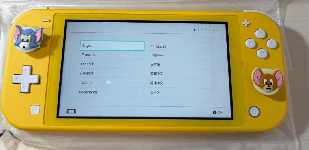 美品・Nintendo Switch Lite イエロー トムとジェリーカバー付