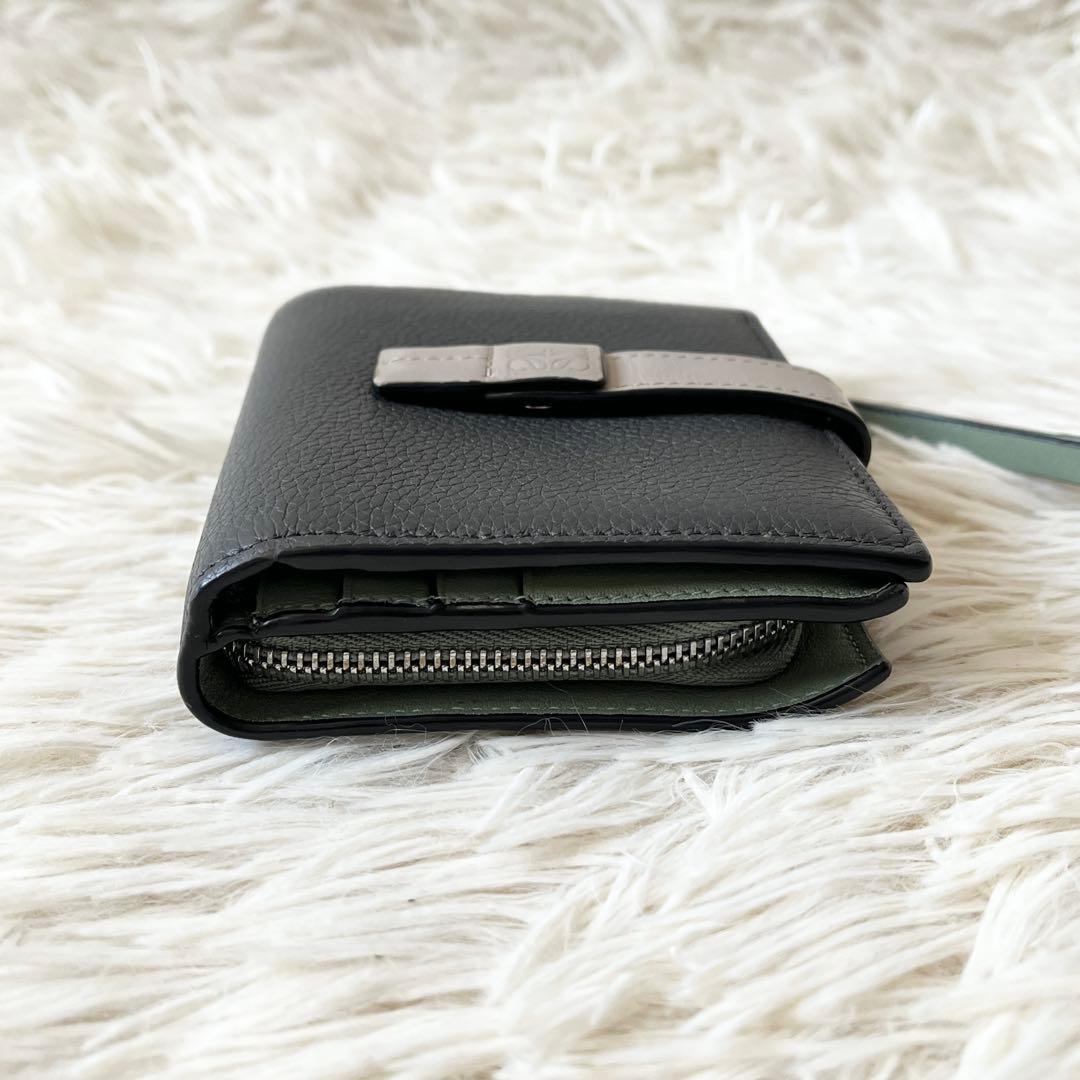 美品✨LOEWEロエベ　バーティカルウォレット　グレー　レザー　アナグラム