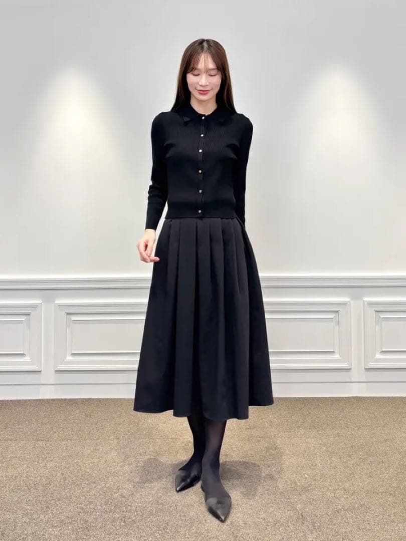 エムプルミエ✨未使用✨ ウエストタックデザインフレアスカート36 ネイビー