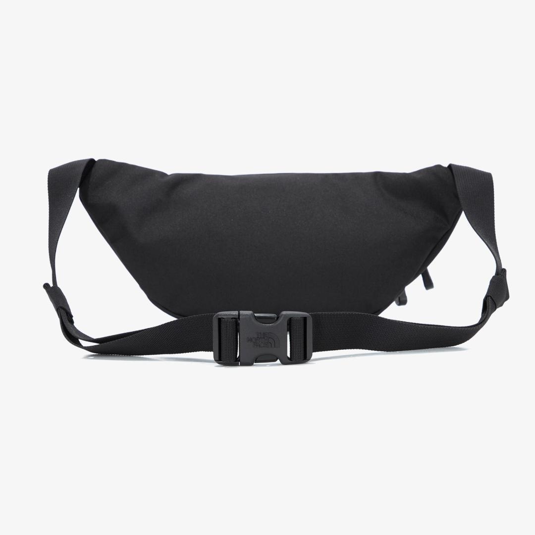 完売！ノースフェイス　MESSENGER　ボディバッグ　ショルダーバッグ　黒