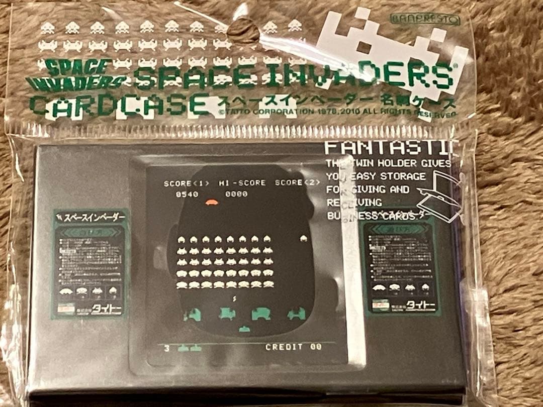 スペースインベーダー 名刺ホルダー