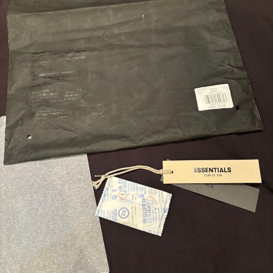 FEAR OF GOD ESSENTIALSフィアオブゴッド　1977 Tシャツ