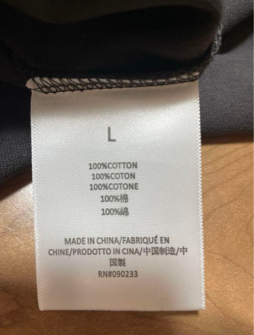 FEAR OF GOD ESSENTIALSフィアオブゴッド　1977 Tシャツ