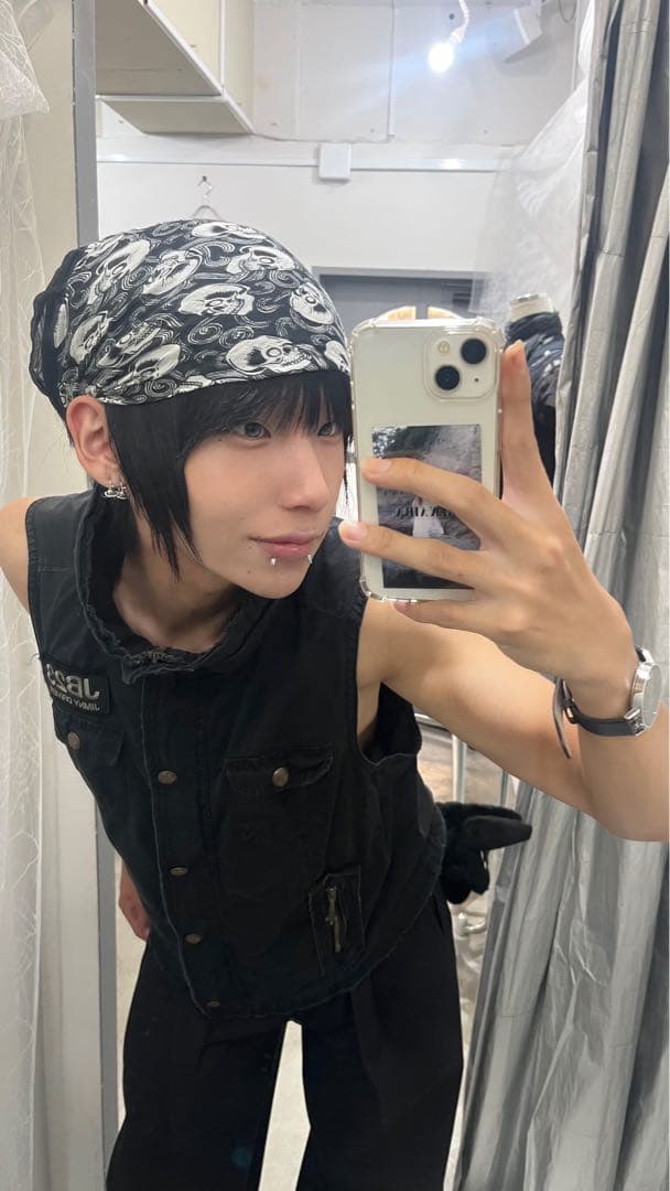 JB23 黒 ベスト