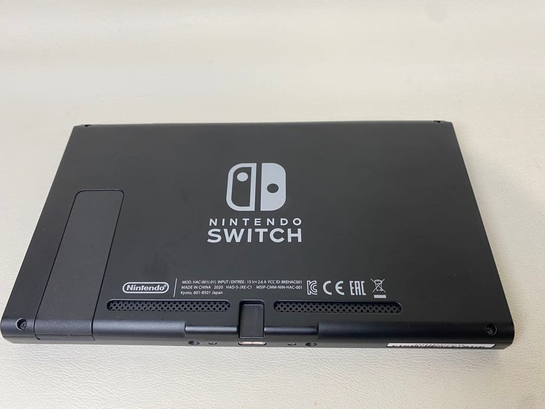 ニンテンドーswitch 本体のみ　美品　2020年製