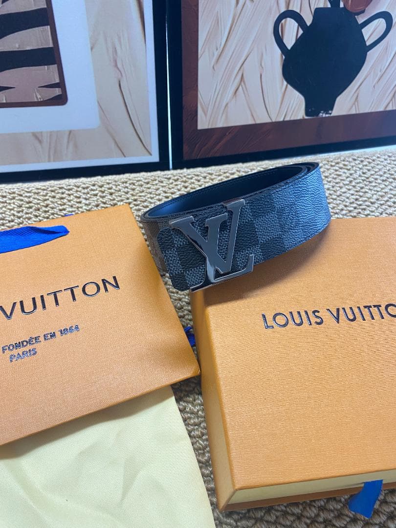 Louis Vuitton ブラックレザーベルト