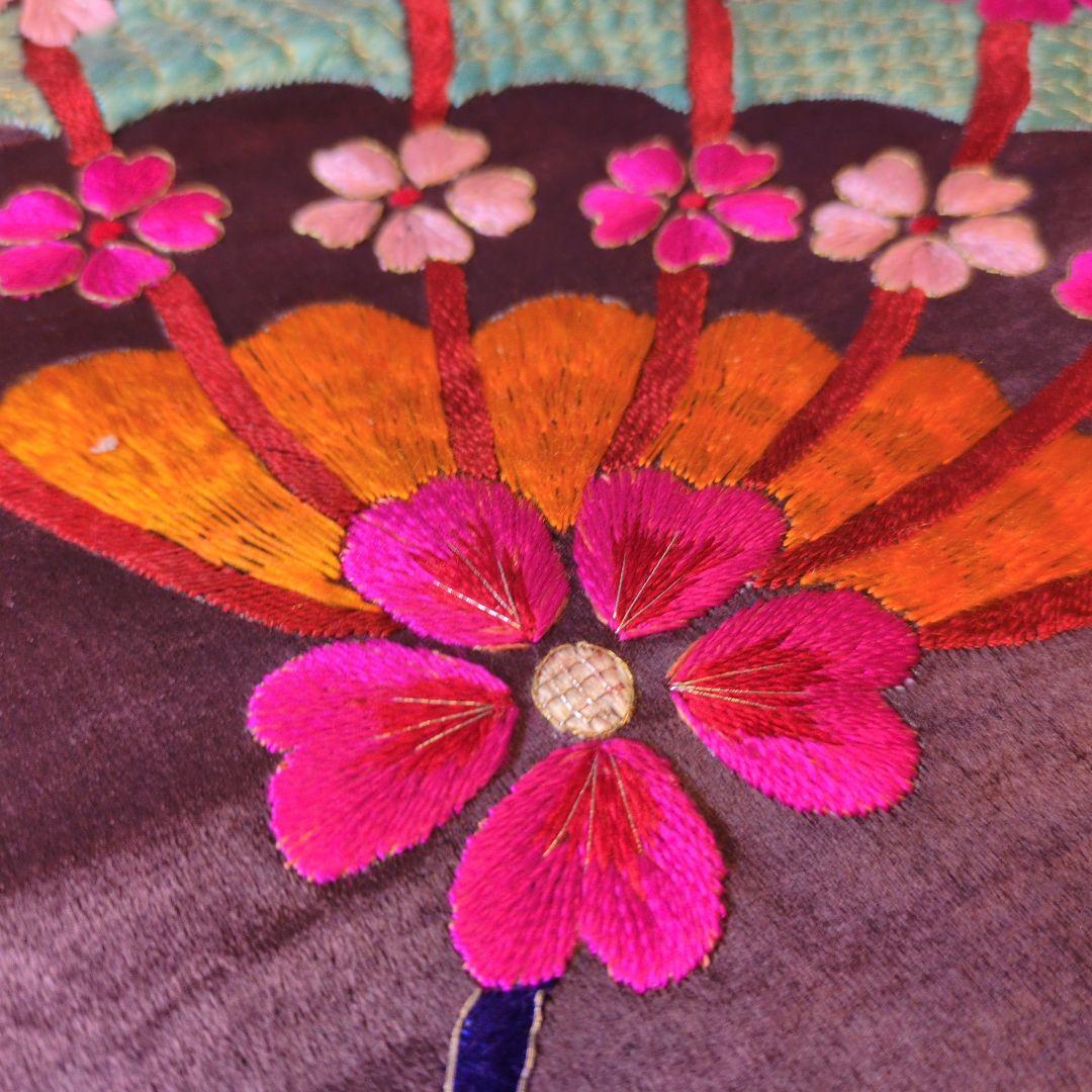 手刺繍　アンティーク　帯　リメイク　アンティーク　ハギレ