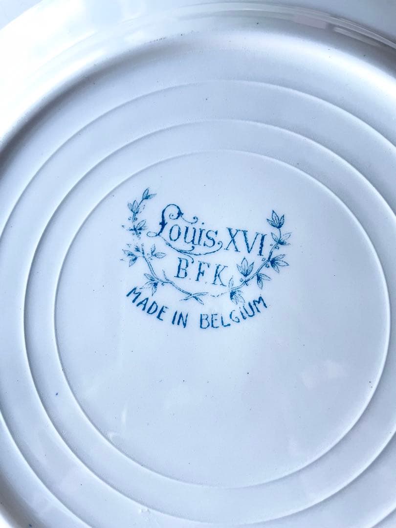 ヨーロッパアンティーク ベルギー プレート　Louis XVI ボッホ 蚤の市