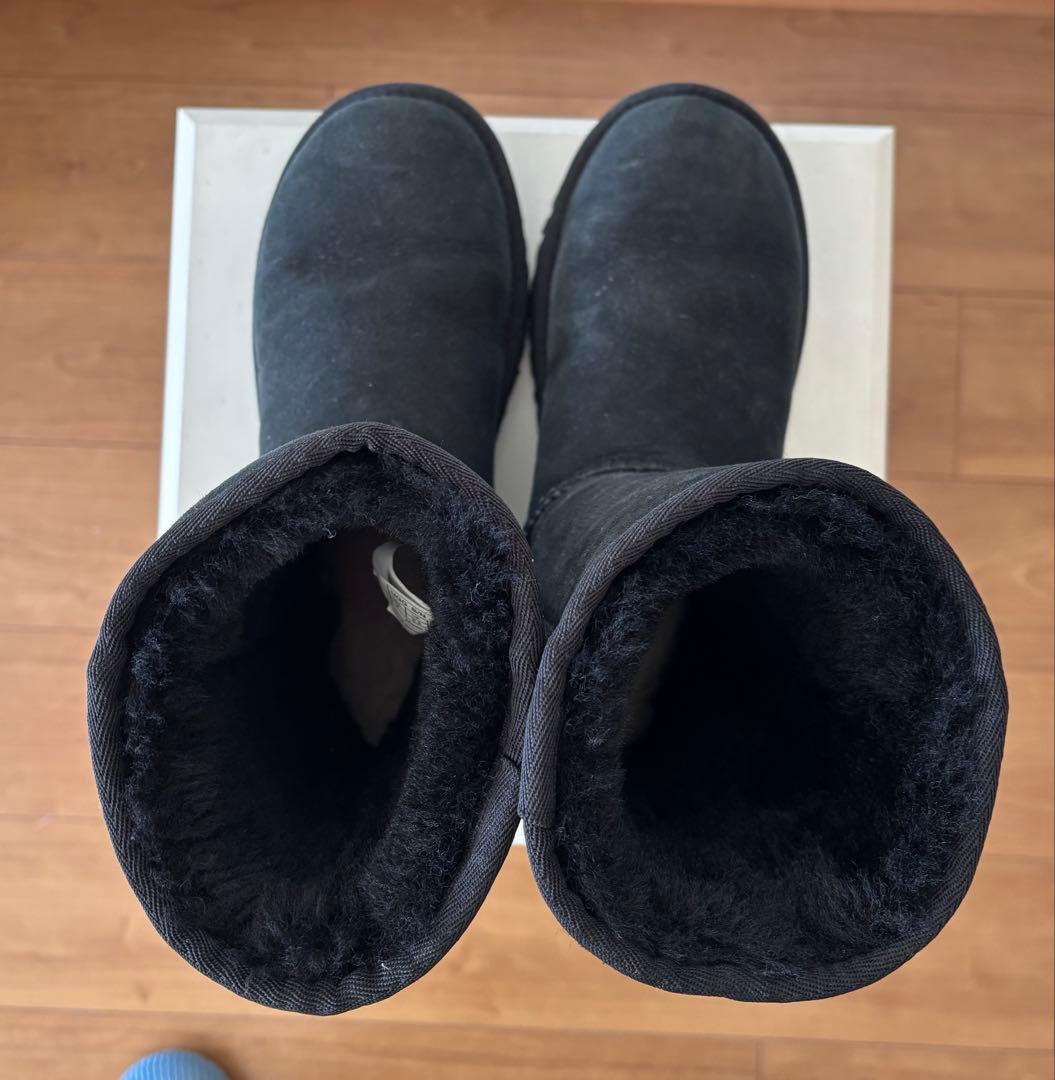 UGG ブラック ムートンブーツ 星型デコレーション付き　カスタマイズ