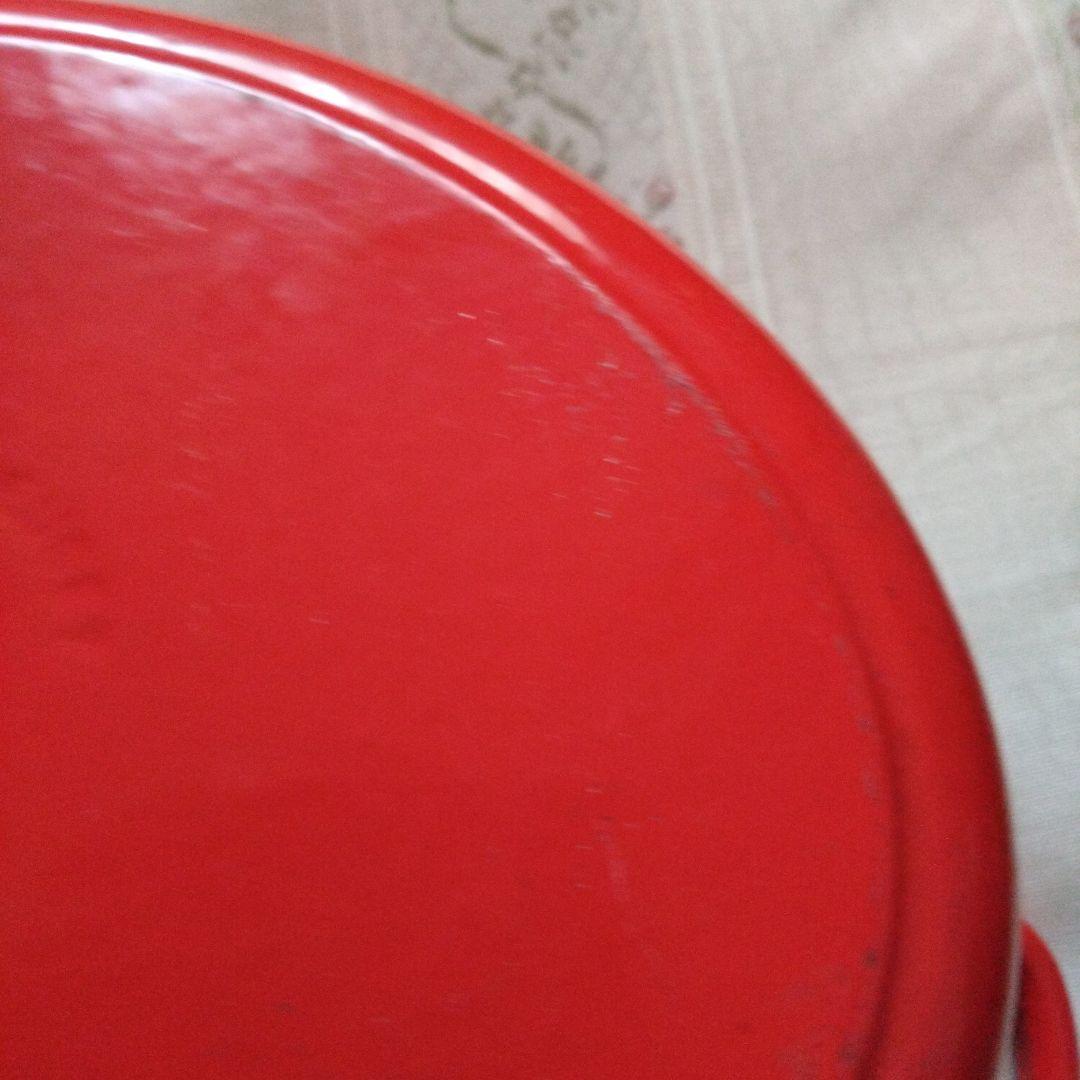 LE CREUSET 両手鍋 レッド 約25cm中古、なかなか無いです。