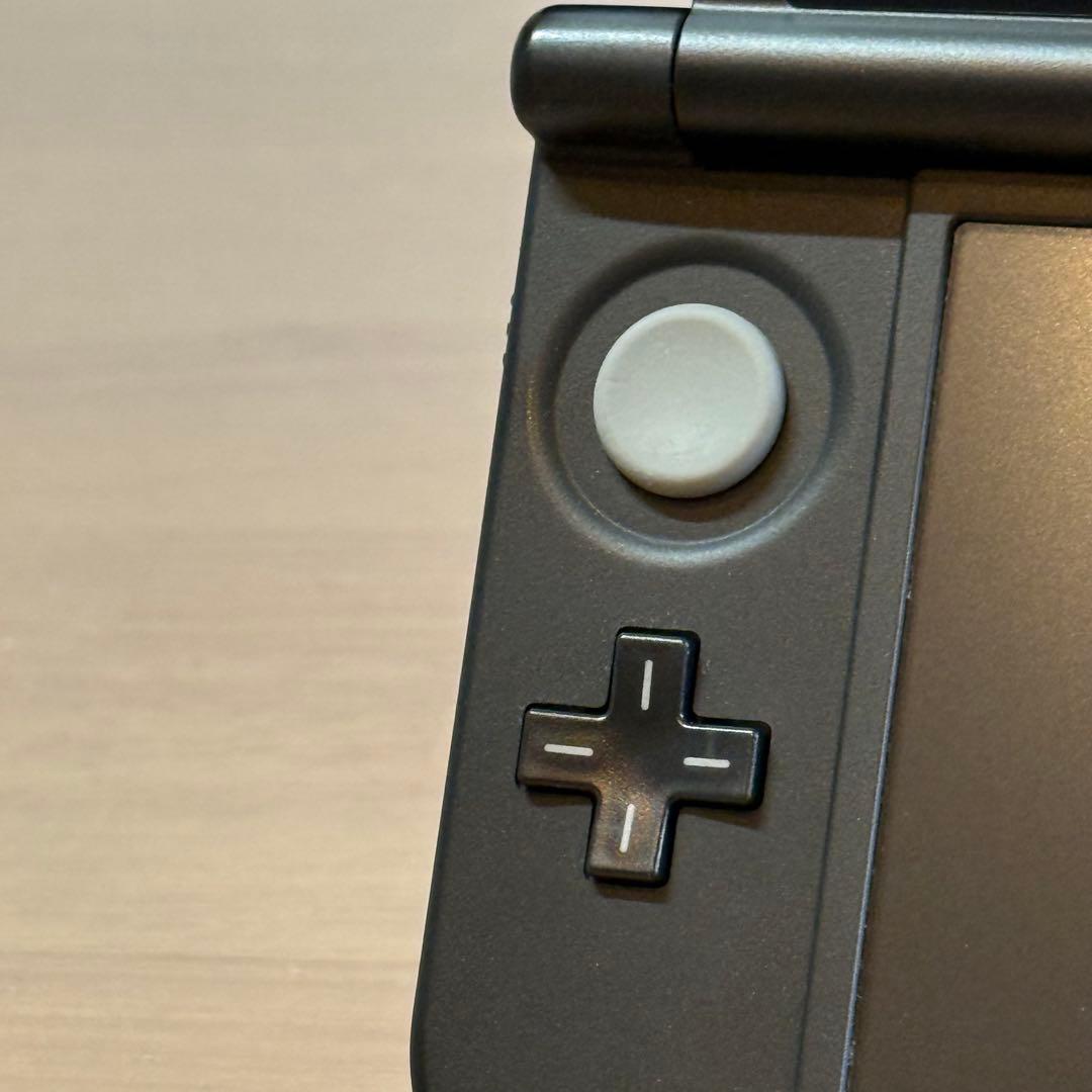 6-168【美品】ニンテンドー3DS LL レッド×ブラック