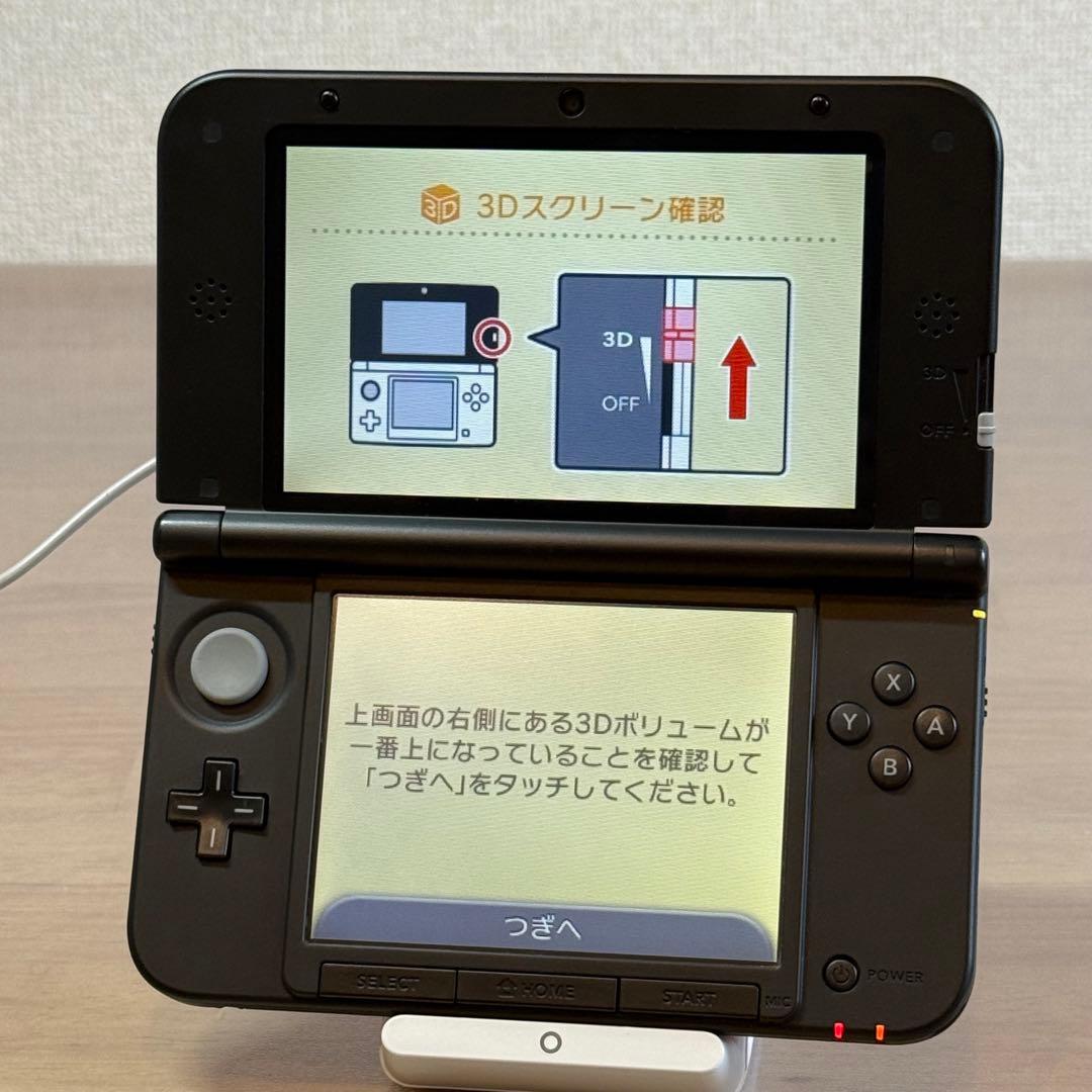 6-168【美品】ニンテンドー3DS LL レッド×ブラック