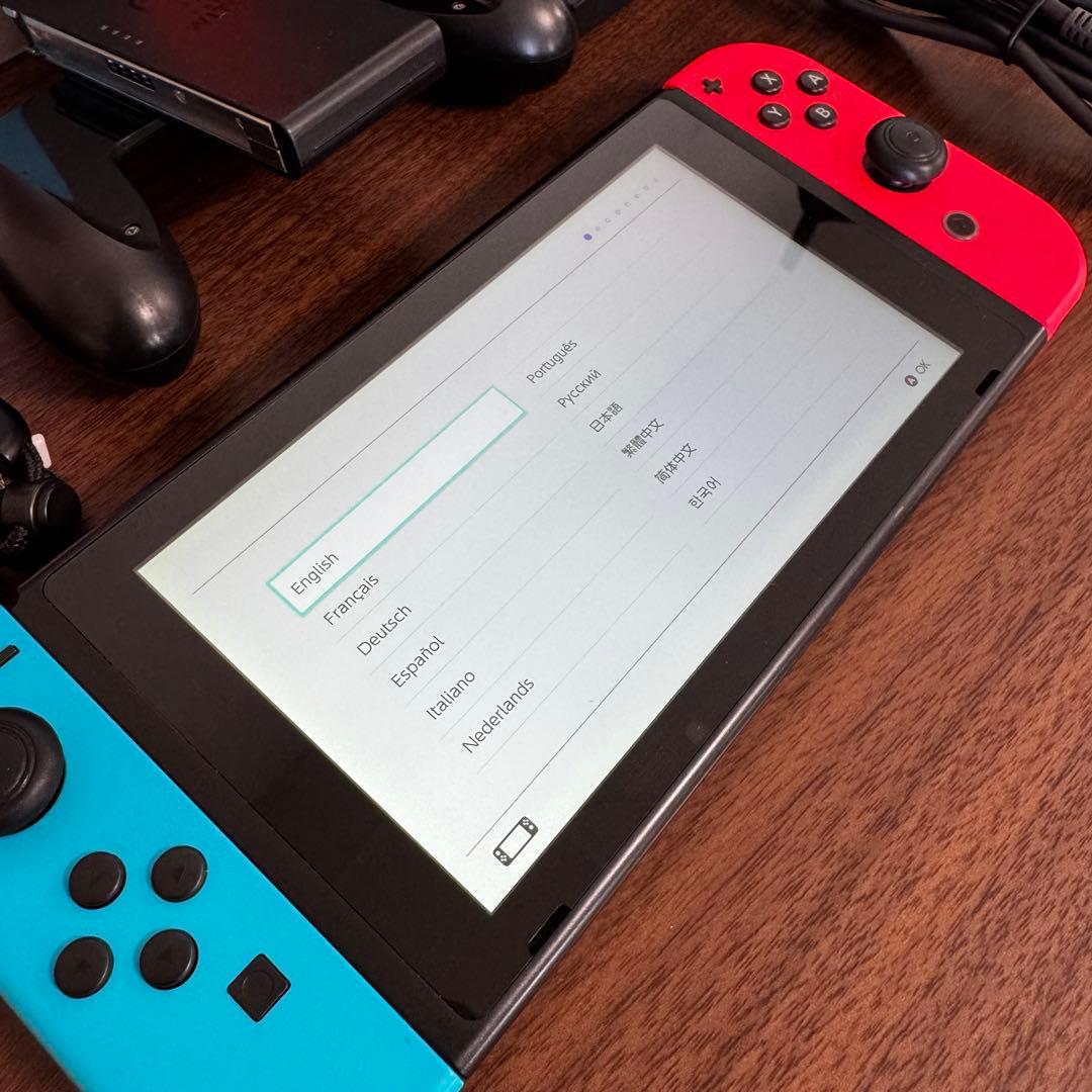 Nintendo Switch 本体 青/赤 付属品付き