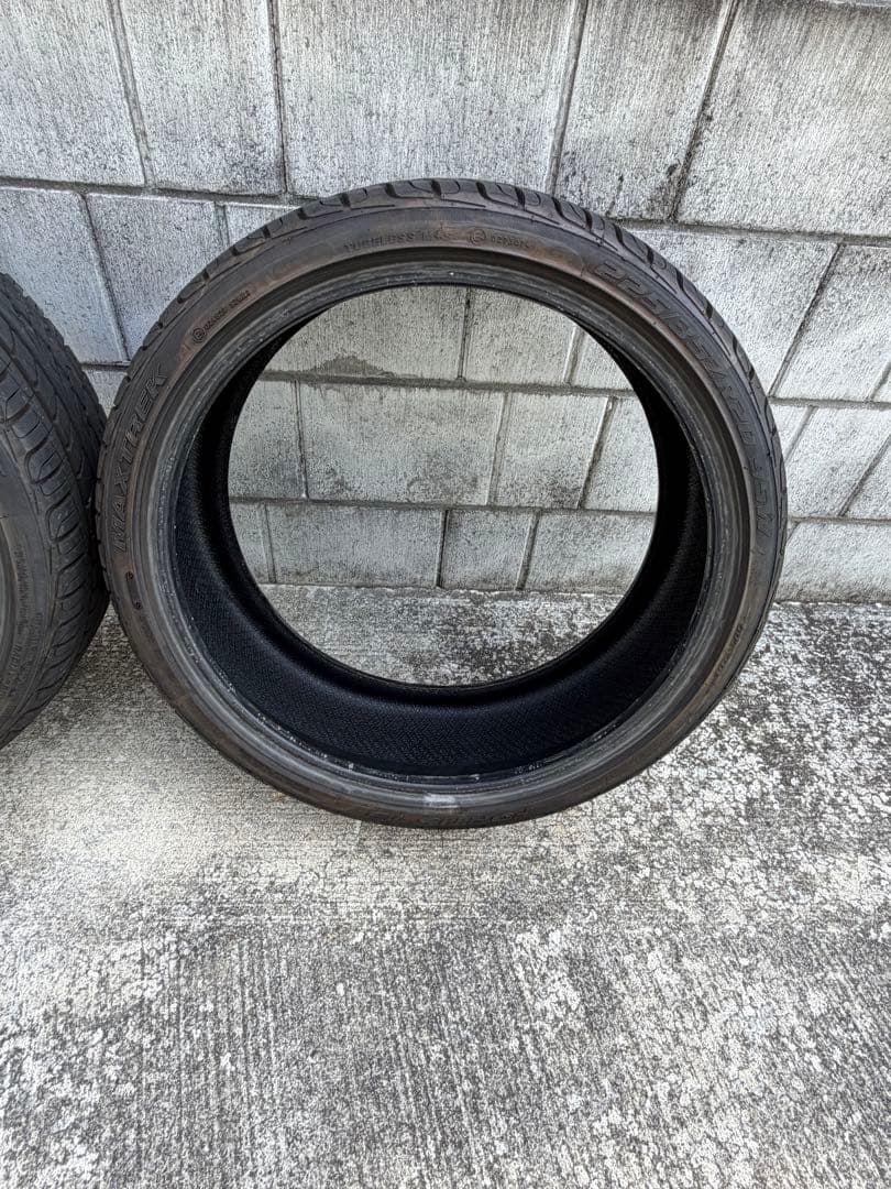バリ山MAXTREX FORTIS T5 225/35ZR20 95W XL