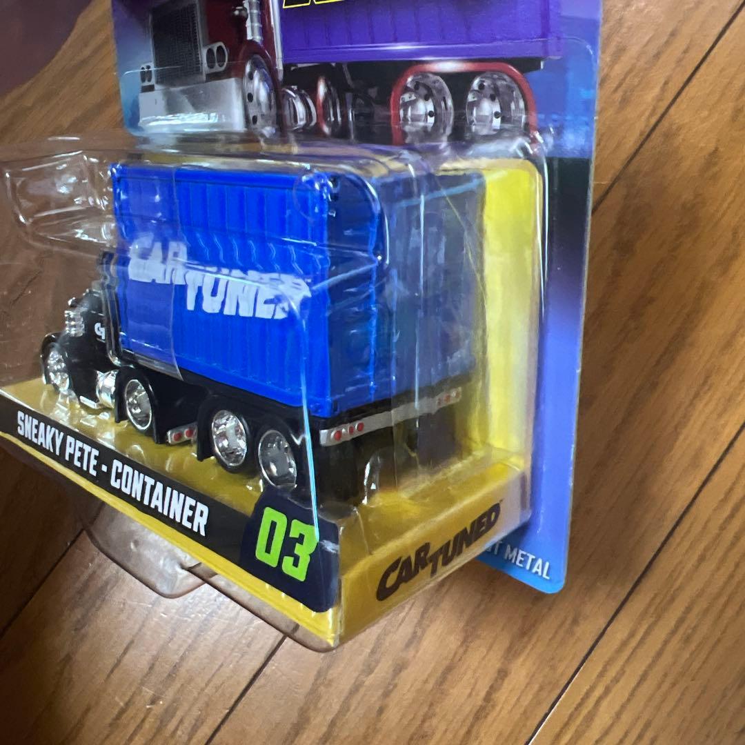 ミニカー CAR TUNED SNEAKY PETE CONTAINER