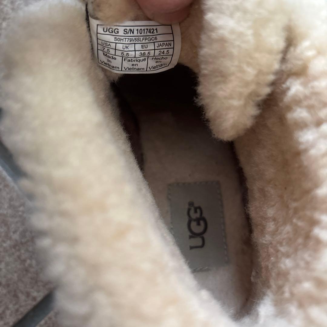 タイムセール❣️美品　UGG ブラウン ムートンブーツ　24.5