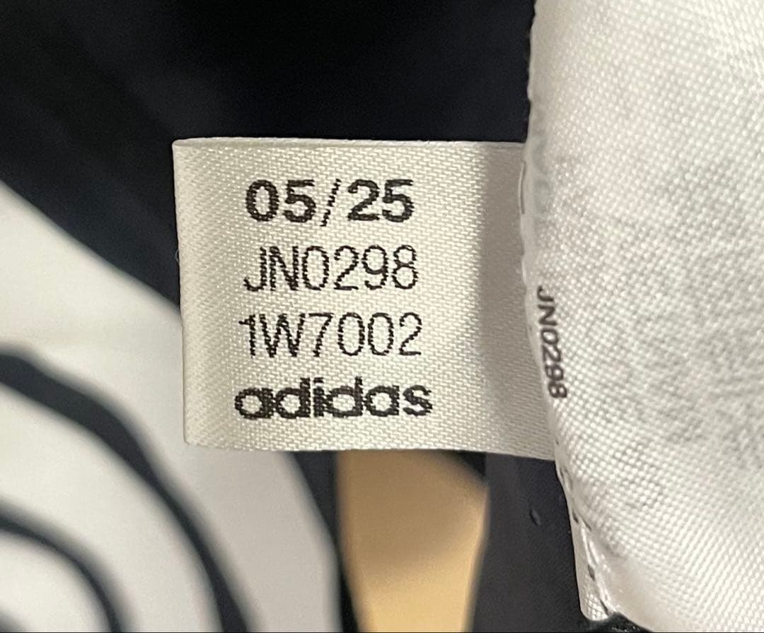 ス*ー様 ADIZEROランニングシングレット