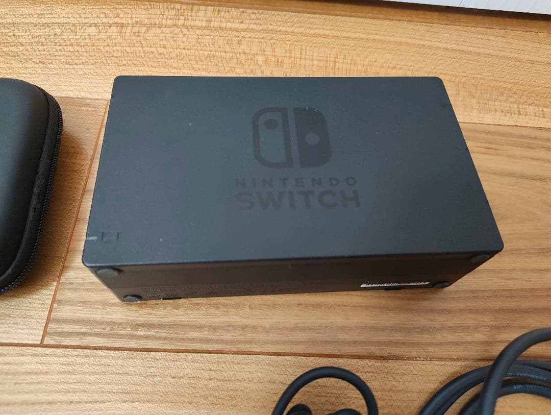 Nintendo Switch 本体 グリーン/イエロー Joy-Conプラコン