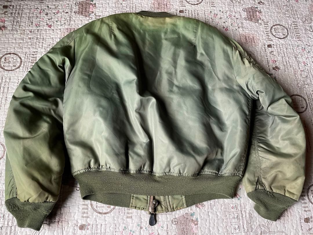 メ*ン様 80s USAF TYPE MA-1 フライトジャケット•フェード