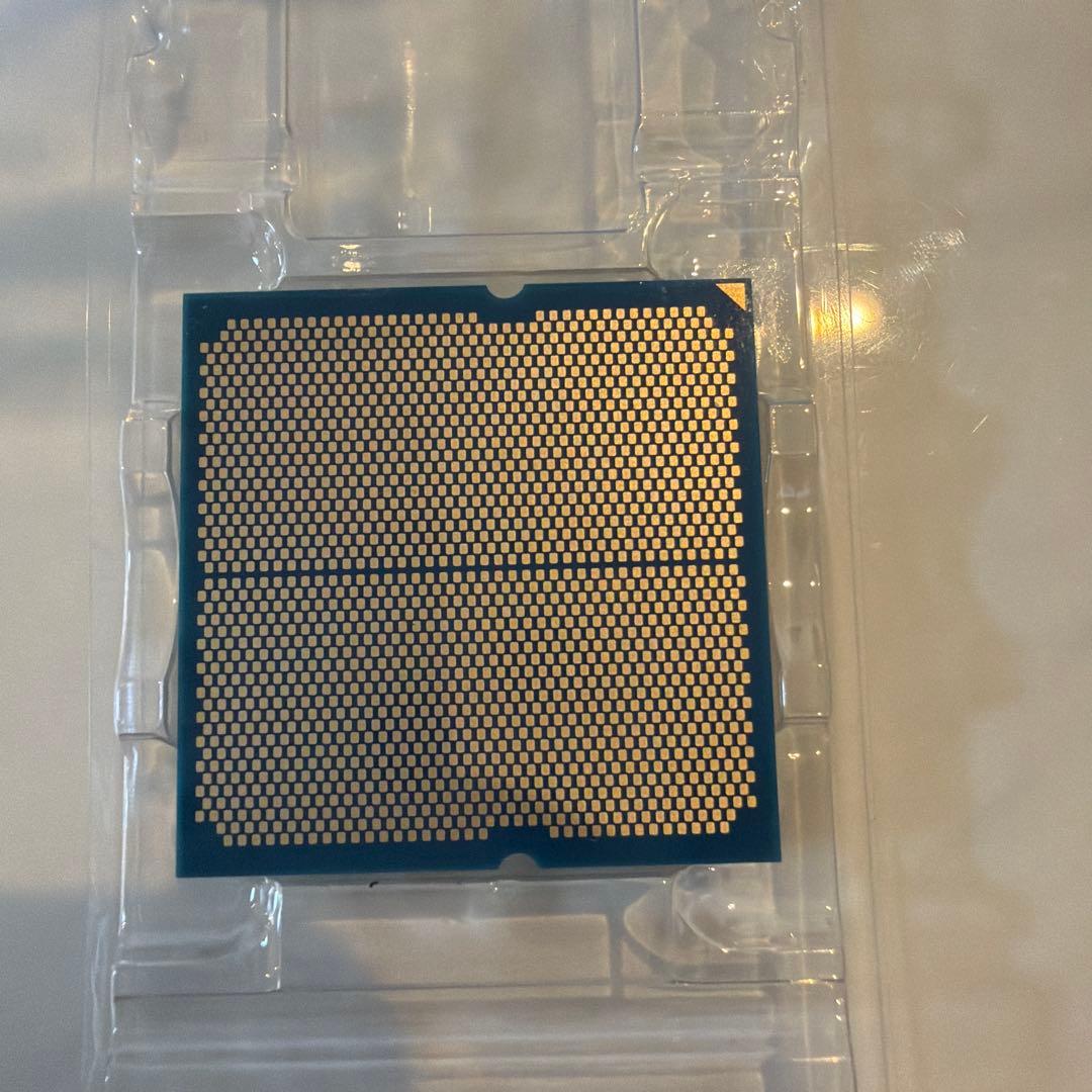 E*6様 AMD Ryzen 9 9950X3D CPU 本体