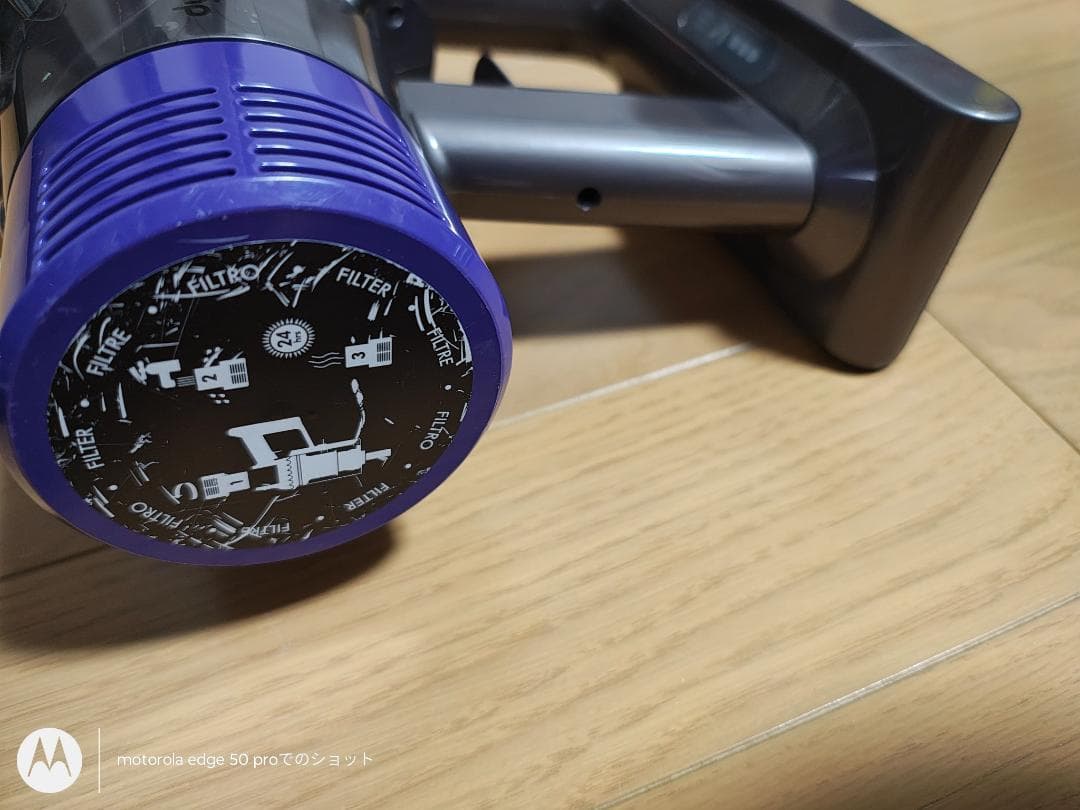 ダイソン★コードレス掃除機★V10本体★ＳV12★バッテリーの状態 弱★3