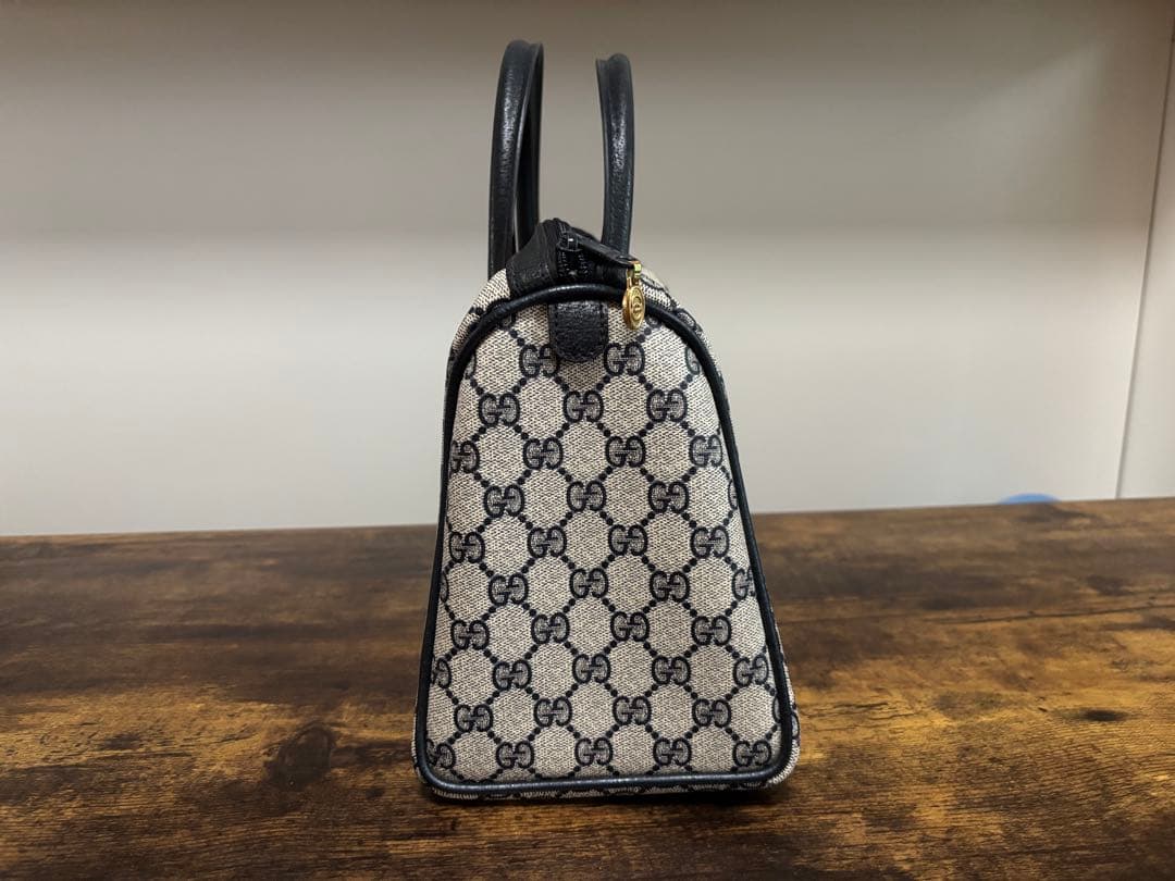GUCCI オールドグッチ　シェリーライン　美品